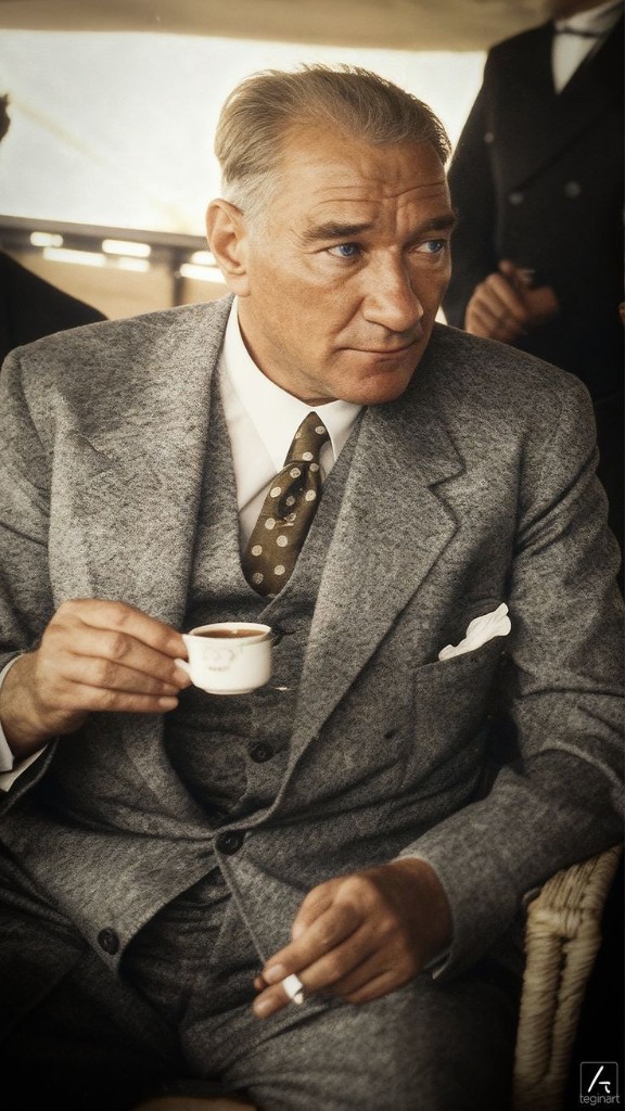 Atatürk — Sohbet Saati